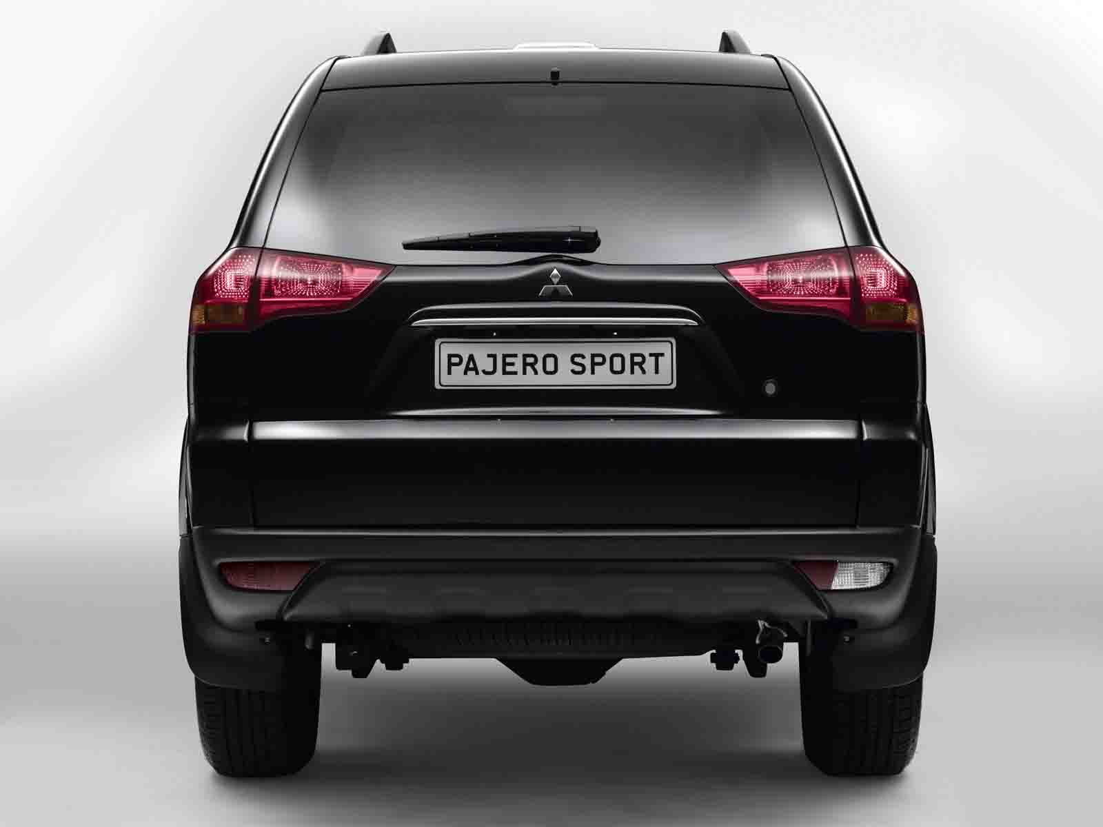 Mitsubishi Pajero GL 2.8 Price in India, Features, Car Specifications ...