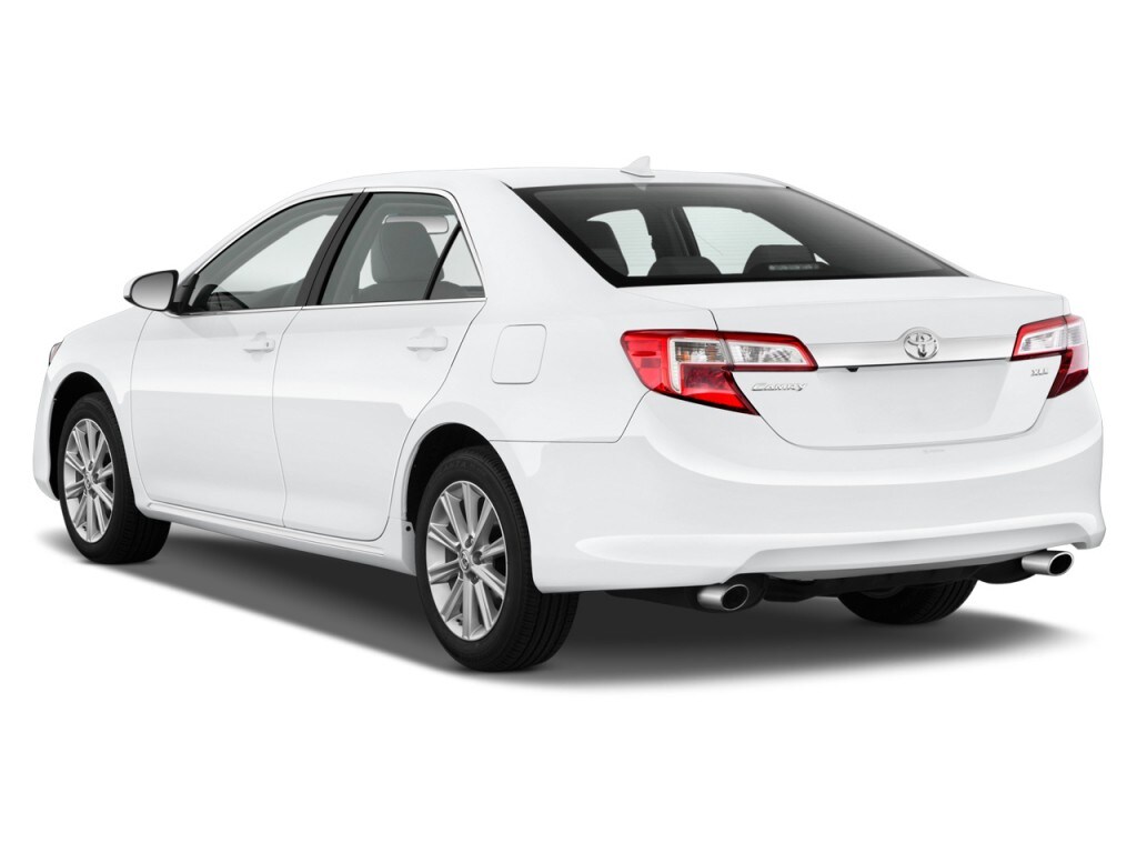 Toyota Camry India, Price, Review, Images - Toyota Cars