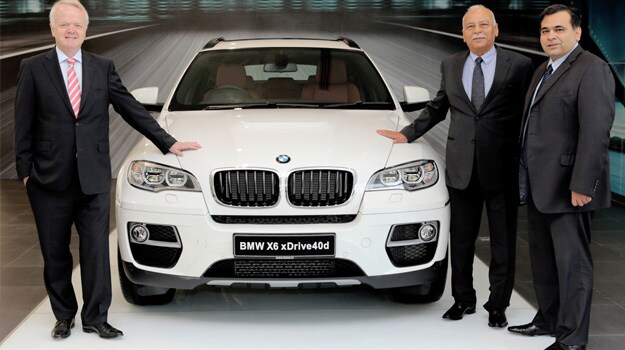 BMW recalls more than 30,000 SUVs to fix brakes BMW recalls more than 30,000 SUVs to fix brakes
