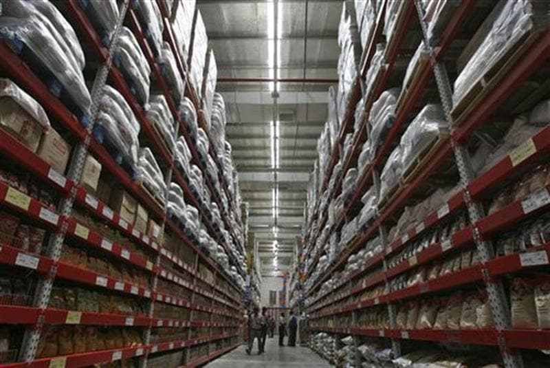 How Wal-Mart got a foot in the door of India's retail market How Wal-Mart got a foot in the door of India's retail market