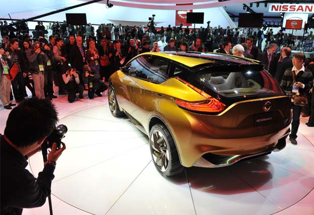 Carmakers get creative with crossovers as SUV alternative Carmakers get creative with crossovers as SUV alternative