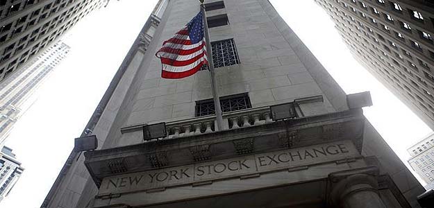 Dow closes at another high, eyes turn to US payrolls report Dow closes at another high, eyes turn to US payrolls report