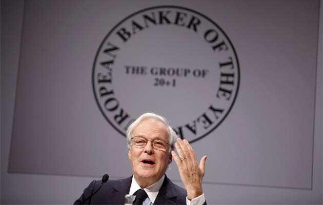 Private banking's new play: schmoozing with a dynasty Private banking's new play: schmoozing with a dynasty