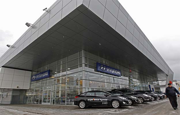 Hyundai forecasts lower sales by Indian unit in 2013 Hyundai forecasts lower sales by Indian unit in 2013