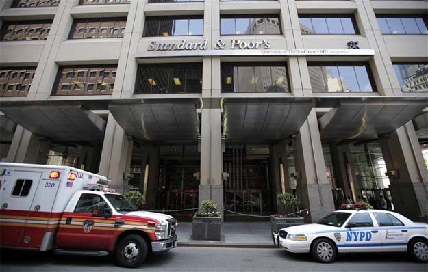 US government seeks $5 billion in S&P mortgage rating suit US government seeks $5 billion in S&P mortgage rating suit