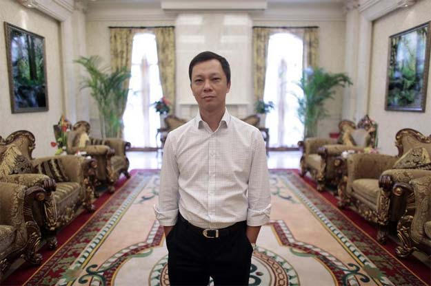 Jonathan Lu appointed new CEO of Alibaba Group Jonathan Lu appointed new CEO of Alibaba Group