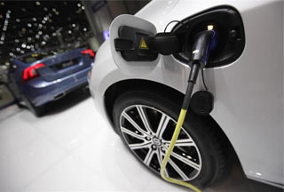 Electric cars back into the shadows at Geneva car show Electric cars back into the shadows at Geneva car show