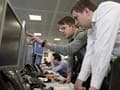European shares at one-month low ahead of US jobs data