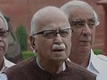 आर्थिक संकट से छुटकारे के लिए इसी साल कराए जाएं चुनाव : आडवाणी