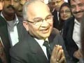 समलैंगिकता को आपराधिक जुर्म बताने वाले जस्टिस सिंघवी ने कहा, पहले फैसले को पढ़ें