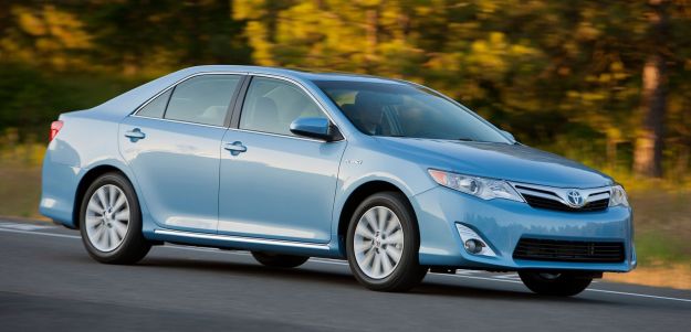 Review: Toyota Camry Hybrid
