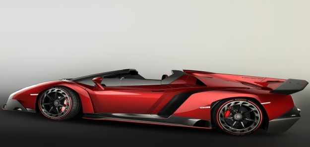 Lamborghini showcases the Veneno Roadster