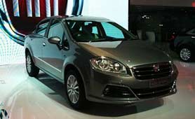 2014 Auto Expo: Fiat Linea facelift unveiled