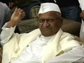 अन्ना हजारे ने ममता बनर्जी की सादगी को सराहा, अरविंद केजरीवाल पर कसा ताना
