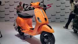 Piaggio launches the Vespa S at Rs 74,414