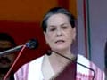 सोनिया गांधी ने दिल्ली की रैली में नरेंद्र मोदी और अरविंद केजरीवाल पर साधा निशाना