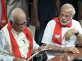 एकजुटता दिखाने की कोशिश : आडवाणी ने नरेंद्र मोदी की मौजूदगी में भरा पर्चा