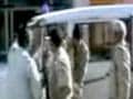 सपा कार्यकर्ताओं ने चुनाव ड्यूटी में लगे पुलिसवालों की पिटाई की