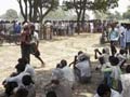 बदायूं गैंगरेप : परिवार ने की आरोपियों को फांसी पर लटकाने की मांग