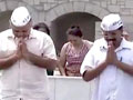 दिल्ली में सरकार पर सस्पेंस, उपराज्यपाल से मिले अरविंद केजरीवाल