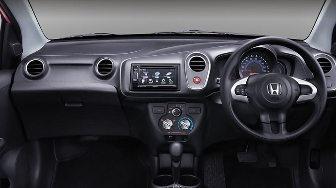 Honda Mobilio RS interiors