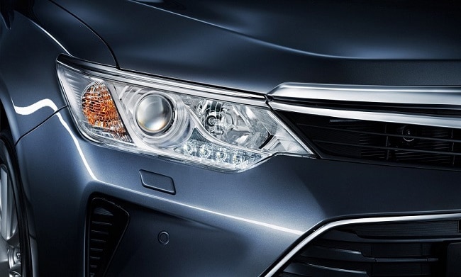 2015 Toyota Camry facelift headlamps