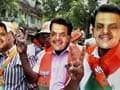 महाराष्ट्र में अकेले सरकार बनाएगी बीजेपी, देवेंद्र फड़णवीस सीएम की रेस में सबसे आगे : सूत्र