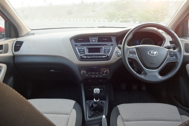 New Hyundai i20 Interior picture