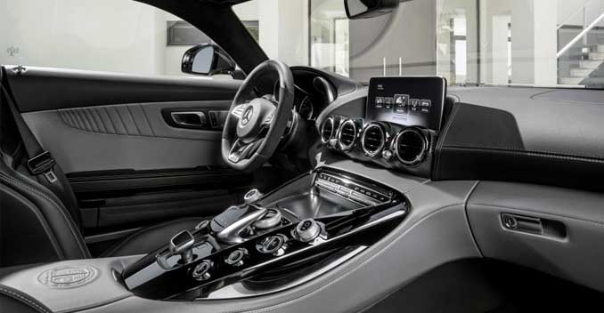 Mercedes-AMG GT-S Interior