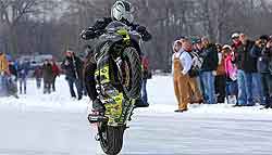 Rider Sets Guinness Record By Doing a Wheelie on Ice at 188km/h