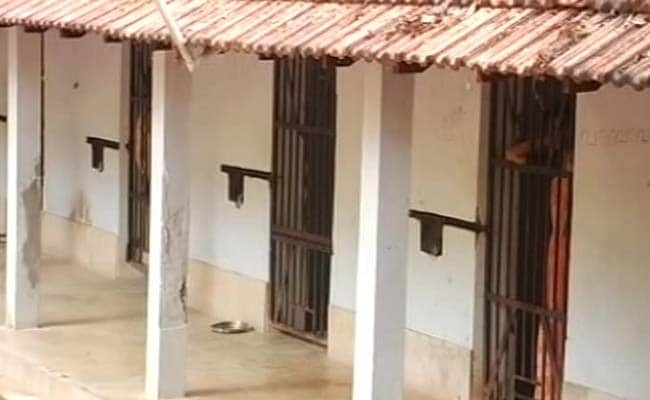 In Kozhikode Mental Hospital, Patients Living in British-Era 'Cells' Get Help From Facebook Donors