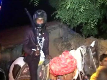 Ravish writes about the groom who wear helmets in marriage