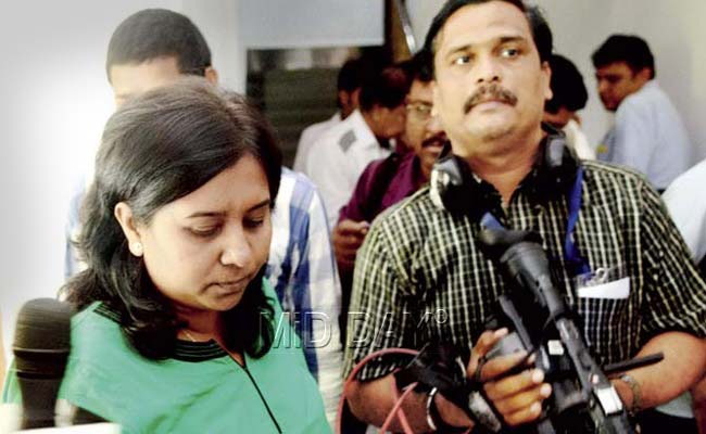 Temple Organisers Tell TV Journalist to Vacate Front Seat as She is Woman