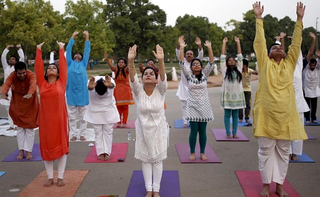 yoga-day-delhi-reuters-650_650.