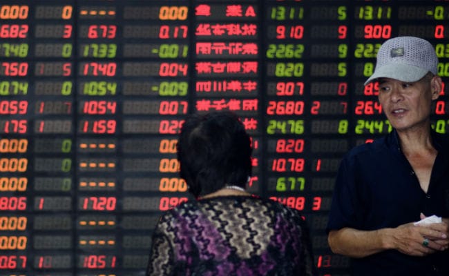 China Stocks Slip in Volatile Trade Despite Fresh Steps to Calm Investors