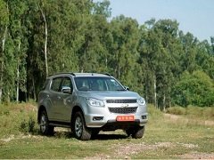 Chevrolet Trailblazer Receives Heavy Price Cut In India; New Price Starts At ₹ 23.95 Lakh Hindi