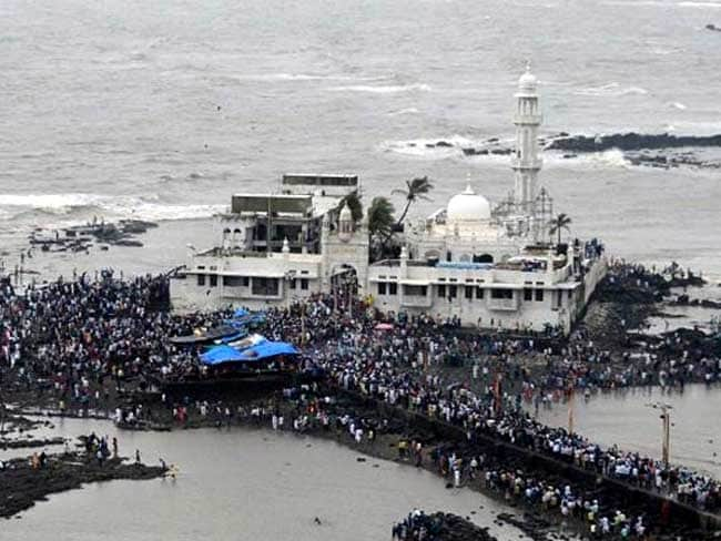 Women In Battle Against Ban By Mumbai's Haji Ali Mosque