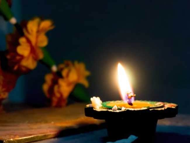 नवरात्र के उपवास रख रहे हैं, तो जरूर ध्‍यान रखें ये 10 बातें