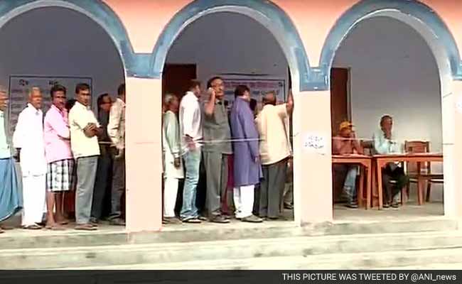 Voting Begins For 57 Seats In Final Phase Of Bihar Assembly Elections 10 Developments