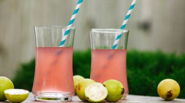 Potassium-in-guavas-helps-normalise-blood-pressure-levels