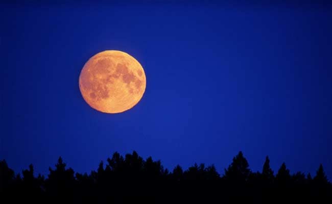 Rare Full Moon To Light Up The Skies On Christmas