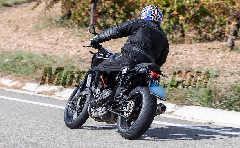 2017 KTM Duke 890 Rear Spied