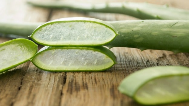 aloe vera 4 Most Effective Home Remedies for Sunburn - Health Tips Ayurvedic Centres 4 Most Effective Home Remedies for Sunburn &#8211; Health Tips