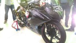 Auto Expo 2016: TVS Unveils Akula 310, the BMW G 310 R-Based Concept Bike