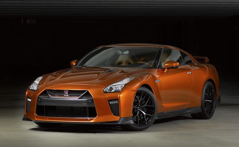 2017 Nissan GT-R Front