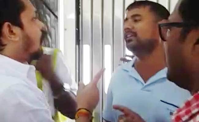 Kanhaiya Kumar Says BJP Man And TCS Worker Tried To Strangle Him On Plane