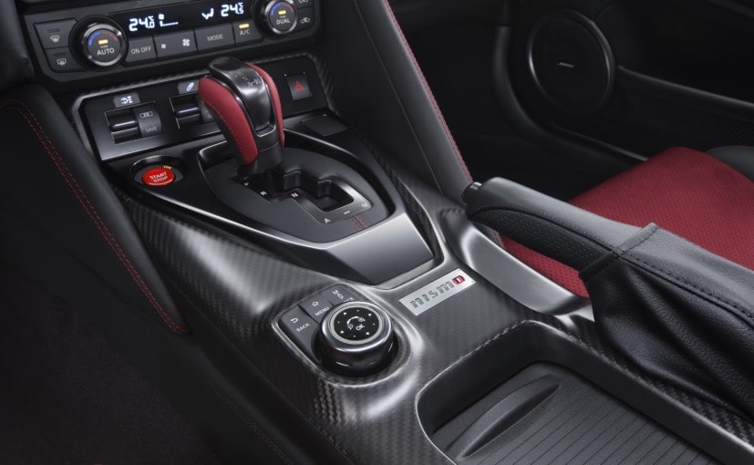 2017 Nissan GT-R Nismo Centre Console