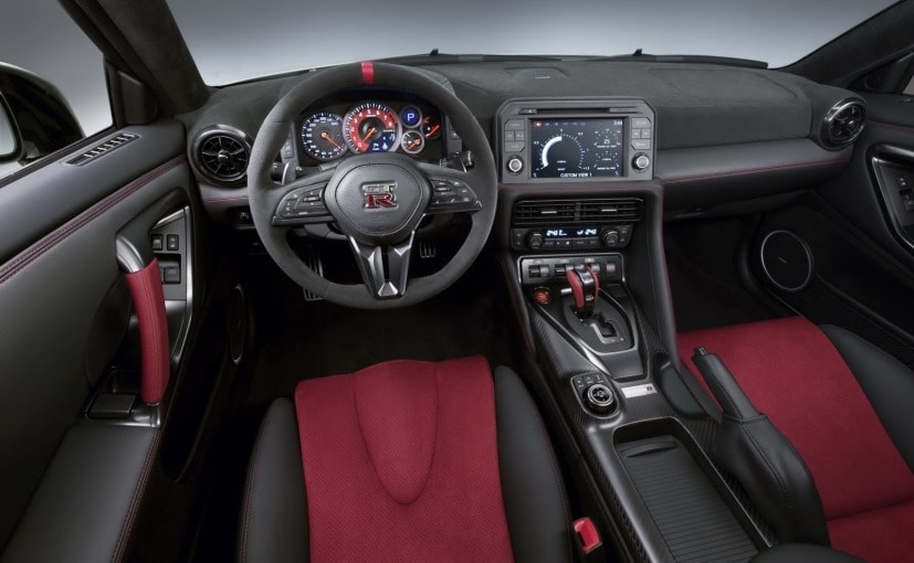 2017 Nissan GT-R Nismo Interior