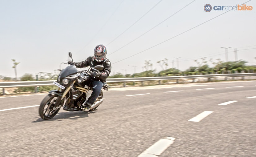 mahindra mojo vs royal enfield himalayan 827x510