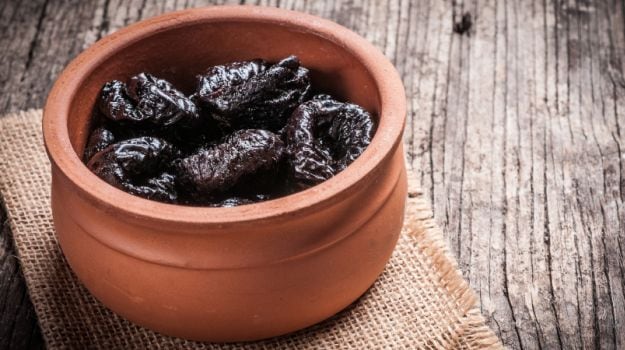 prunes-benefits-2